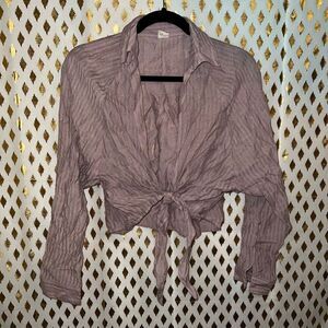 💖5/$40 Flowy knot top button up